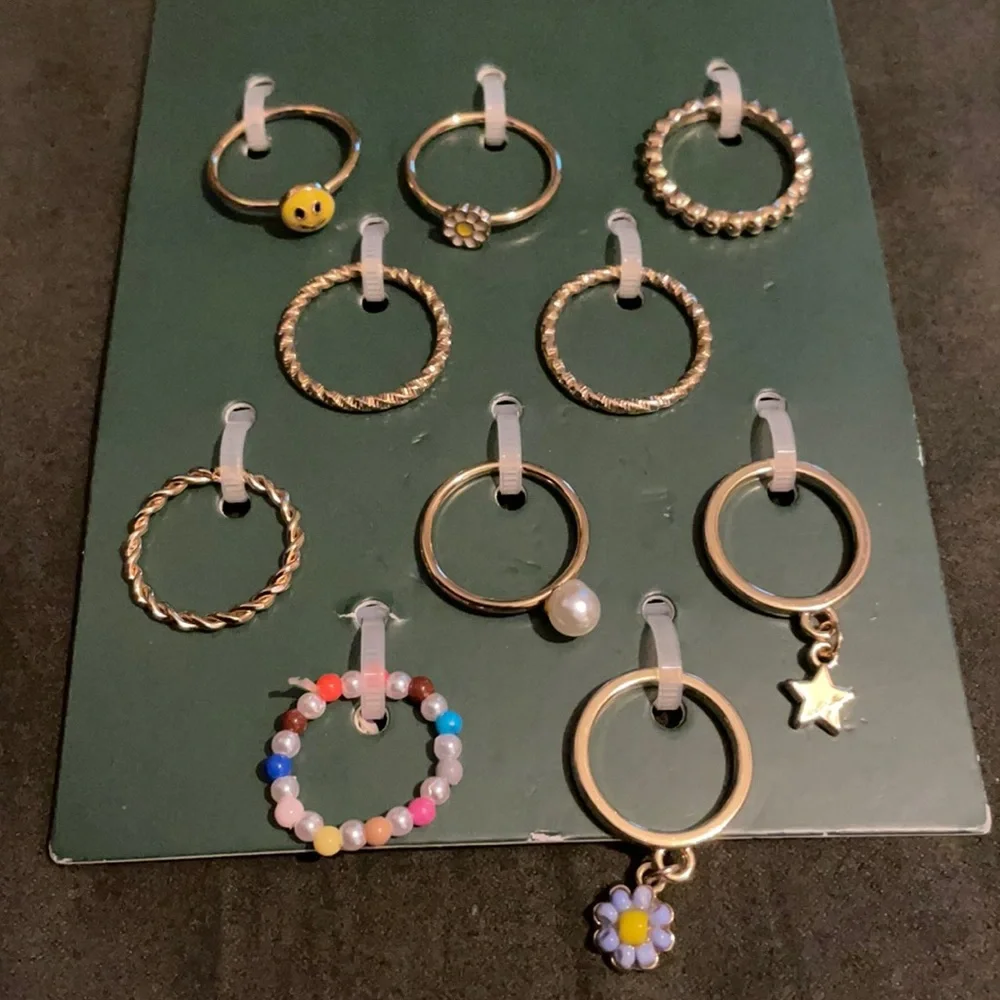 Rings - Picture 2 of 3